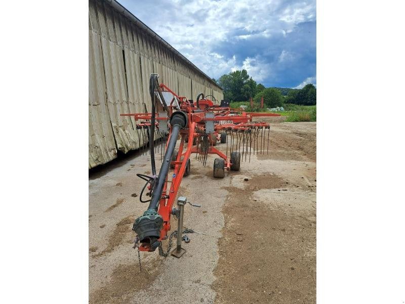 Schwader du type Kuhn GA6632, Gebrauchtmaschine en CHAUMONT (Photo 3)