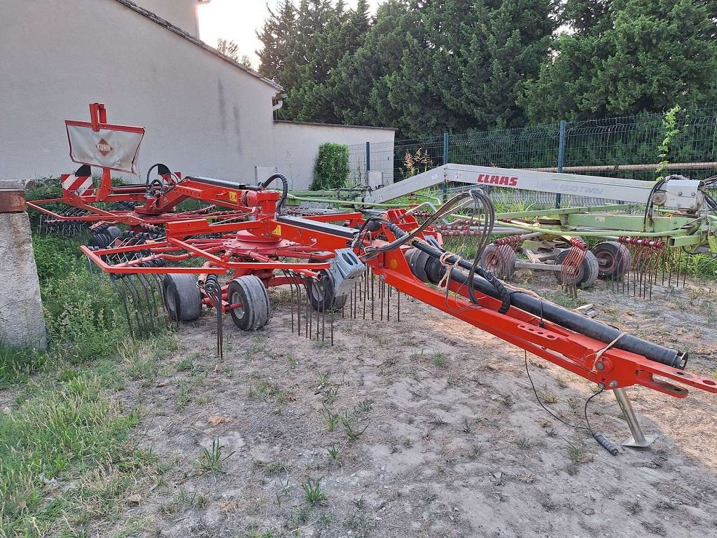 Schwader del tipo Kuhn GA6632, Gebrauchtmaschine In NOVES (Immagine 2)