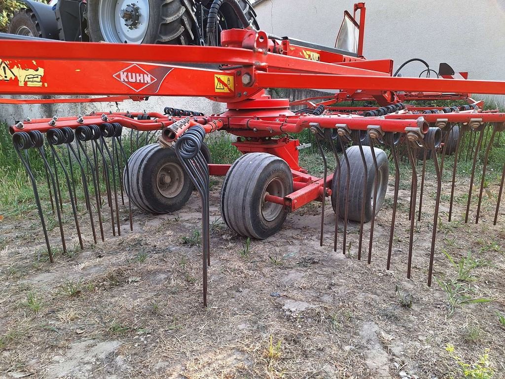 Schwader del tipo Kuhn GA6632, Gebrauchtmaschine In NOVES (Immagine 4)