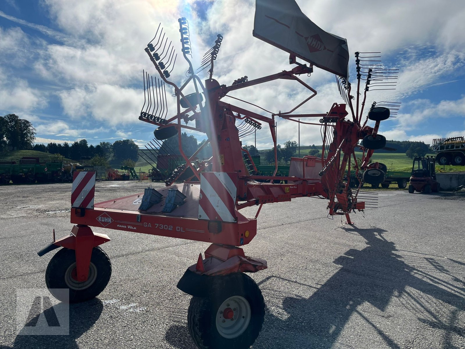 Schwader des Typs Kuhn GA7302DL, Gebrauchtmaschine in Antdorf (Bild 13)