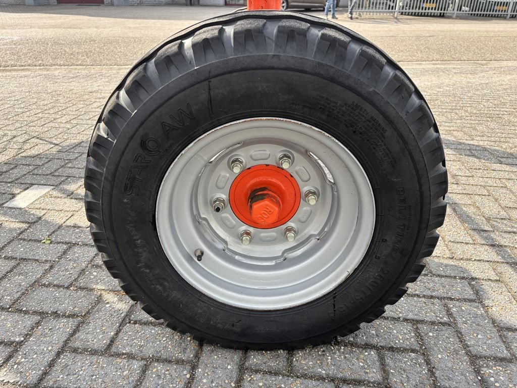 Schwader типа Kuhn GA8121 Cirkelhark, Gebrauchtmaschine в BOEKEL (Фотография 9)