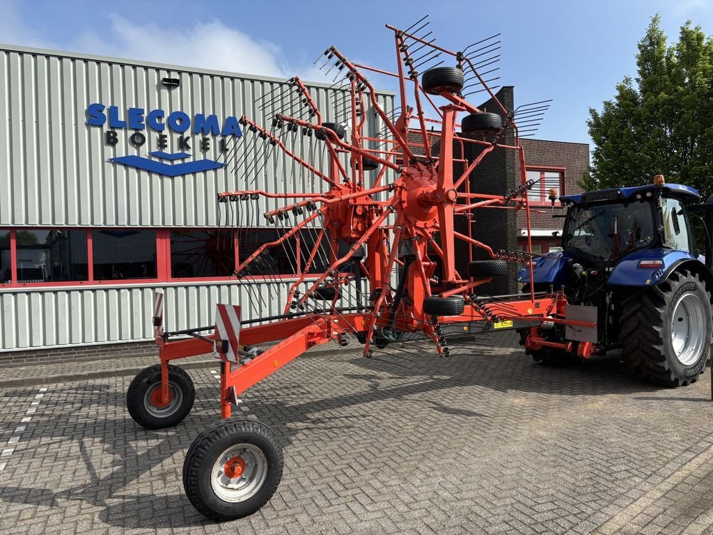 Schwader типа Kuhn GA8121 Cirkelhark, Gebrauchtmaschine в BOEKEL (Фотография 3)