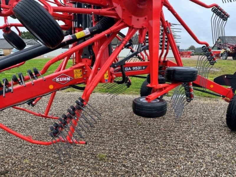 Schwader tipa Kuhn GA9531 +, Gebrauchtmaschine u Rødding (Slika 11)