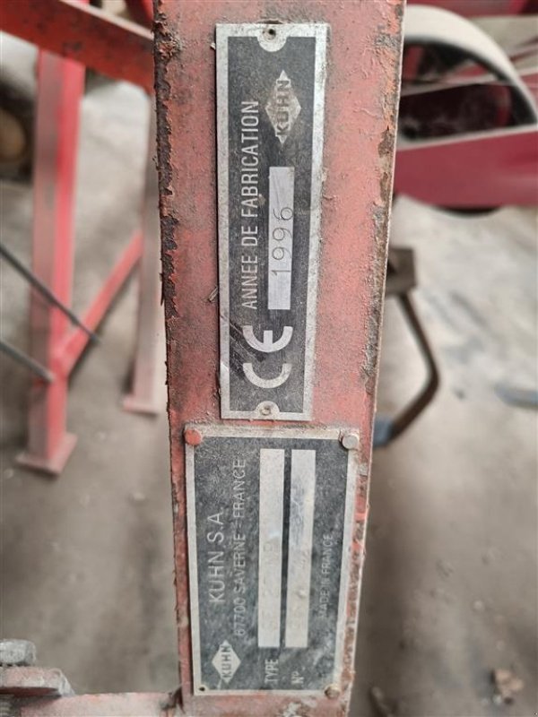 Schwader del tipo Kuhn GF 22 NP, 2 Rotors vender, Gebrauchtmaschine In Egtved (Immagine 3)