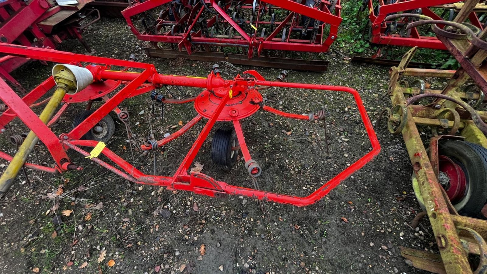 Schwader des Typs Kuhn GF22NP, Gebrauchtmaschine in Bredsten (Bild 2)