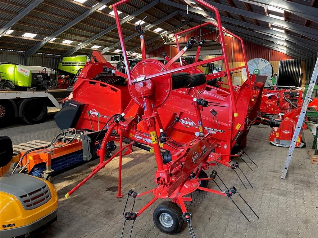 Schwader typu Kuhn GF502 Vender GF 502, Gebrauchtmaschine v Tinglev (Obrázek 4)