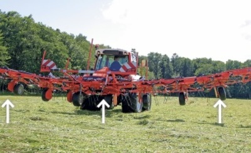 Schwader del tipo Kuhn GF8703 NY MODEL, Gebrauchtmaschine In Løgstør (Immagine 3)