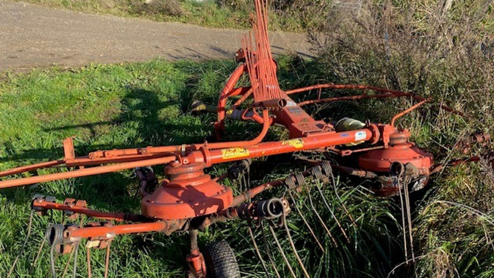 Schwader tip Kuhn GRS25N COMBI, Gebrauchtmaschine in Ringe (Poză 1)