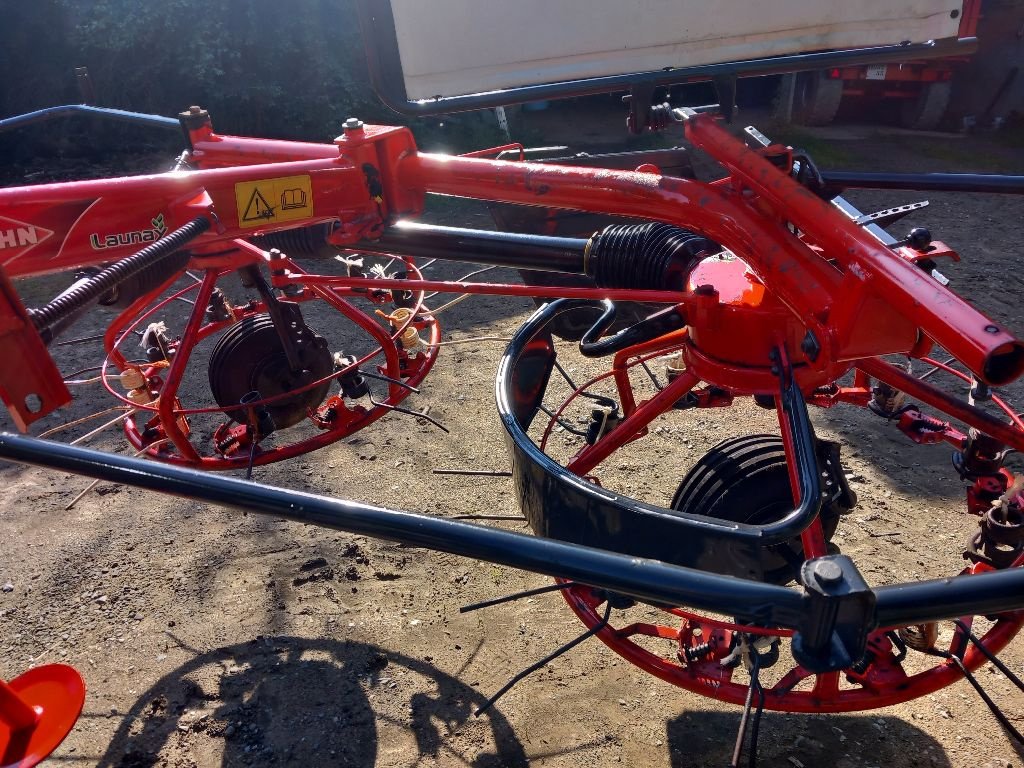 Schwader типа Kuhn Haybob 360, Gebrauchtmaschine в SAINT PIERRE DES LANDES (Фотография 2)