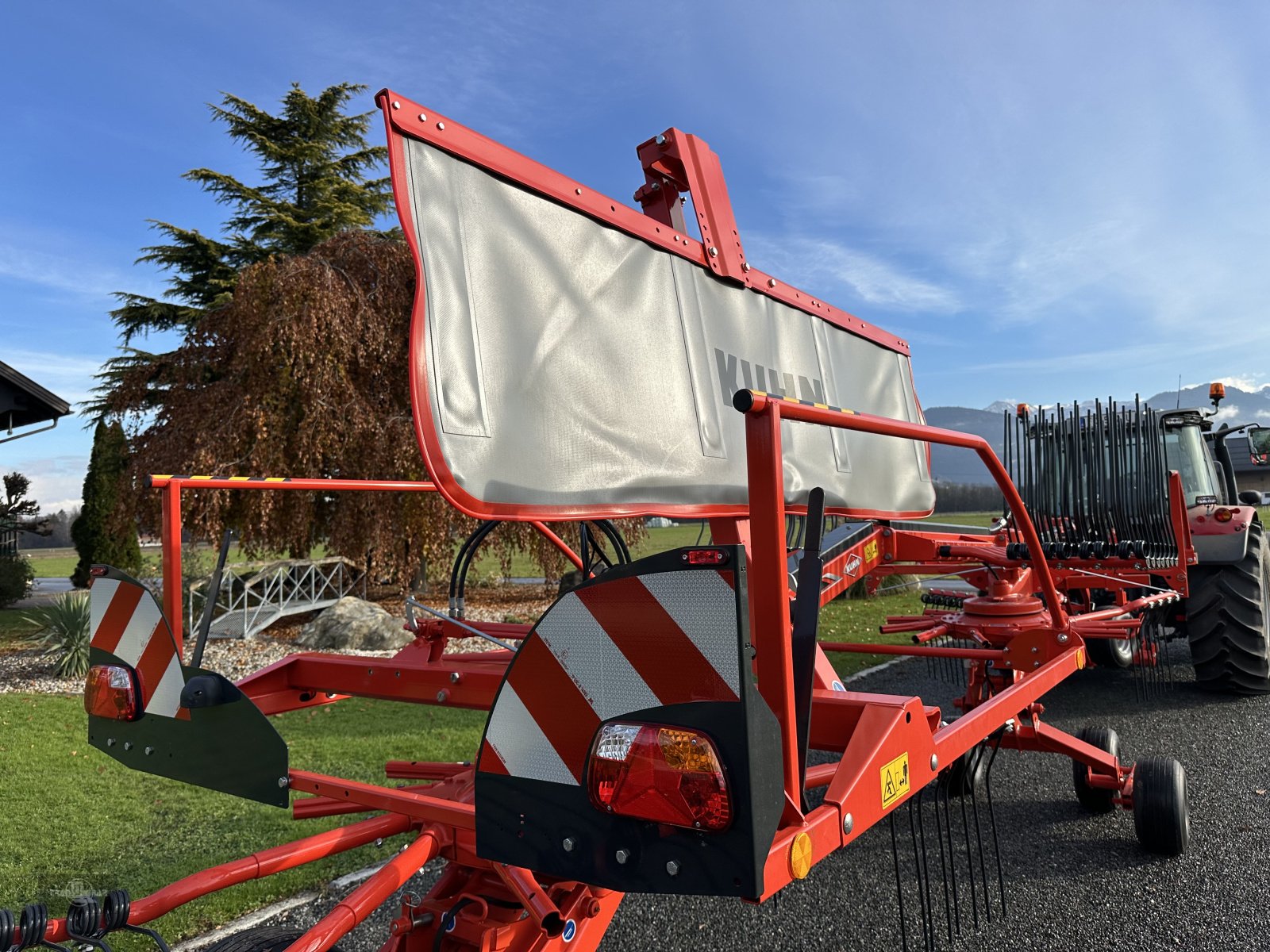 Schwader van het type Kuhn Kreiselschwader GA 6632+ Seitenschwader, Neumaschine in Rankweil (Foto 5)