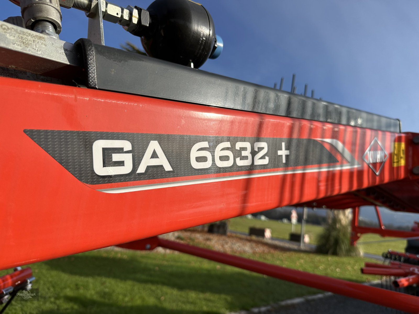 Schwader van het type Kuhn Kreiselschwader GA 6632+ Seitenschwader, Neumaschine in Rankweil (Foto 15)