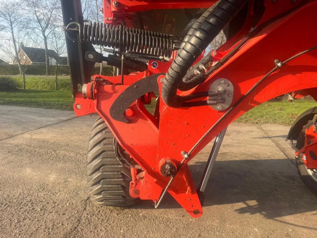 Schwader za tip Kuhn Merge max 950 Bandhark Zwiller Zwadhark, Gebrauchtmaschine u Ruinerwold (Slika 8)