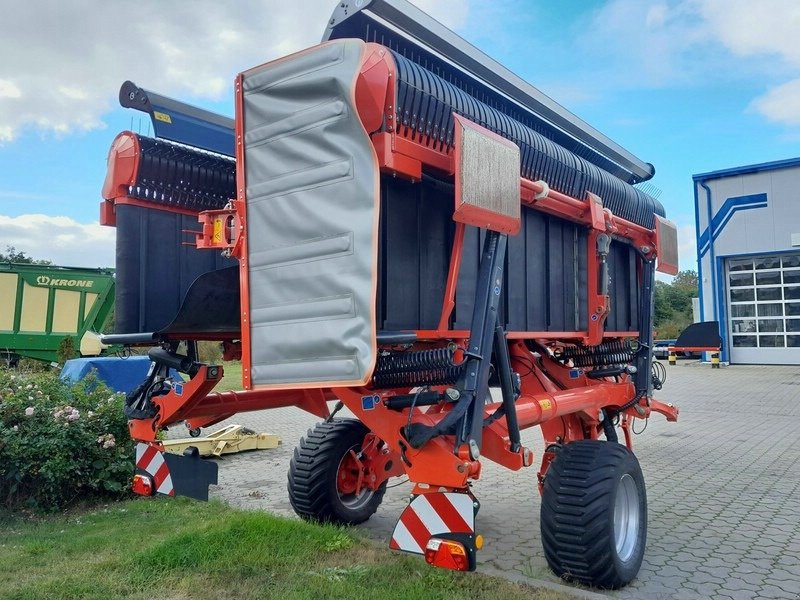 Schwader del tipo Kuhn Merge Maxx 1090, Neumaschine In Gülzow-Prüzen OT Mühlengeez (Immagine 3)