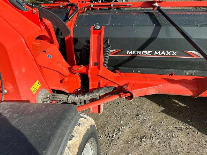 Schwader του τύπου Kuhn Merge Maxx 950, Gebrauchtmaschine σε Liebenwalde (Φωτογραφία 17)