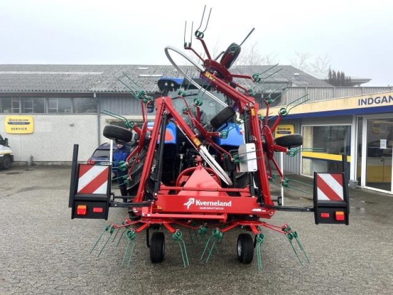 Schwader des Typs Kverneland 8576, Gebrauchtmaschine in Middelfart (Bild 4)