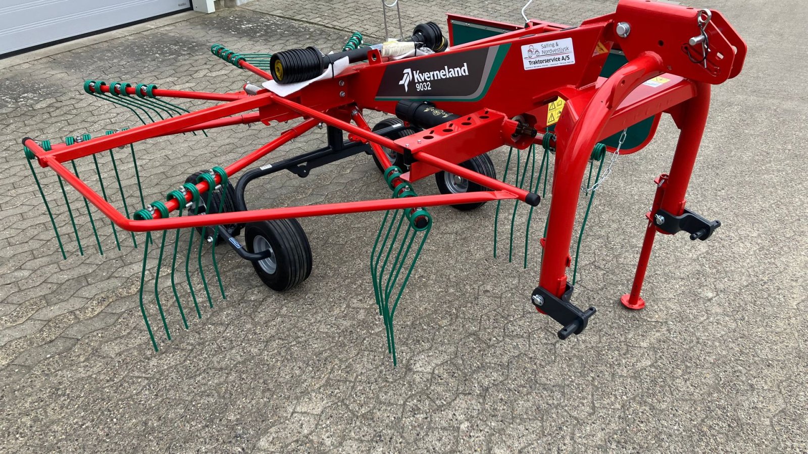 Schwader от тип Kverneland 9032 rotorrive, Gebrauchtmaschine в Spøttrup (Снимка 5)