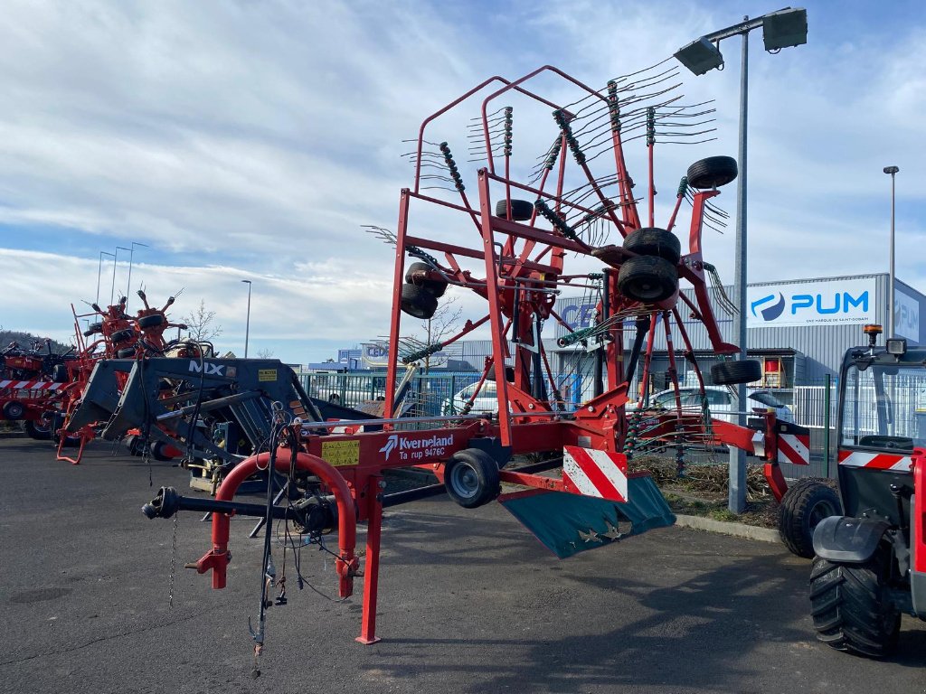 Schwader des Typs Kverneland 9476 c, Gebrauchtmaschine in SAINT FLOUR (Bild 4)