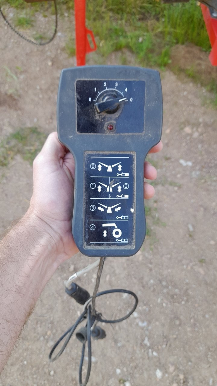 Schwader του τύπου Kverneland 9590 C HYDRO, Gebrauchtmaschine σε SAINT LOUP (Φωτογραφία 3)