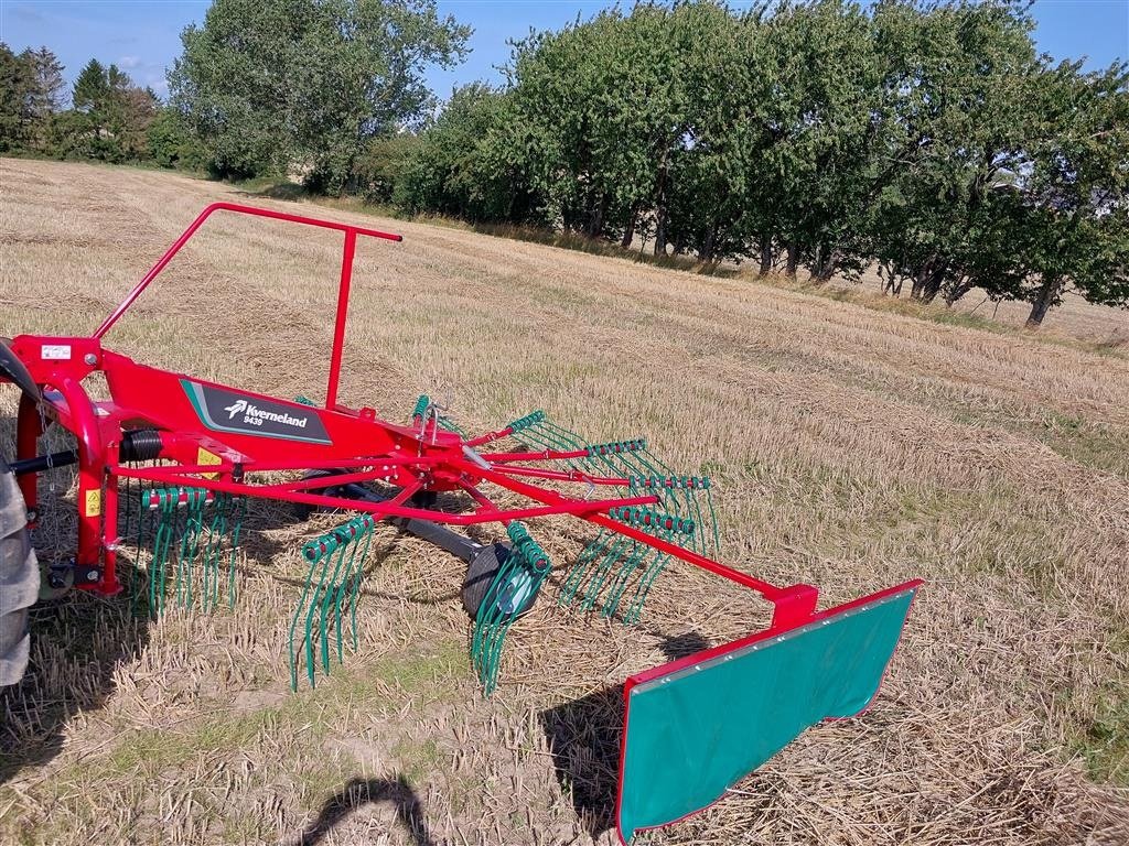 Schwader tipa Kverneland TA9439 Rotorrive, Gebrauchtmaschine u Rønnede (Slika 3)