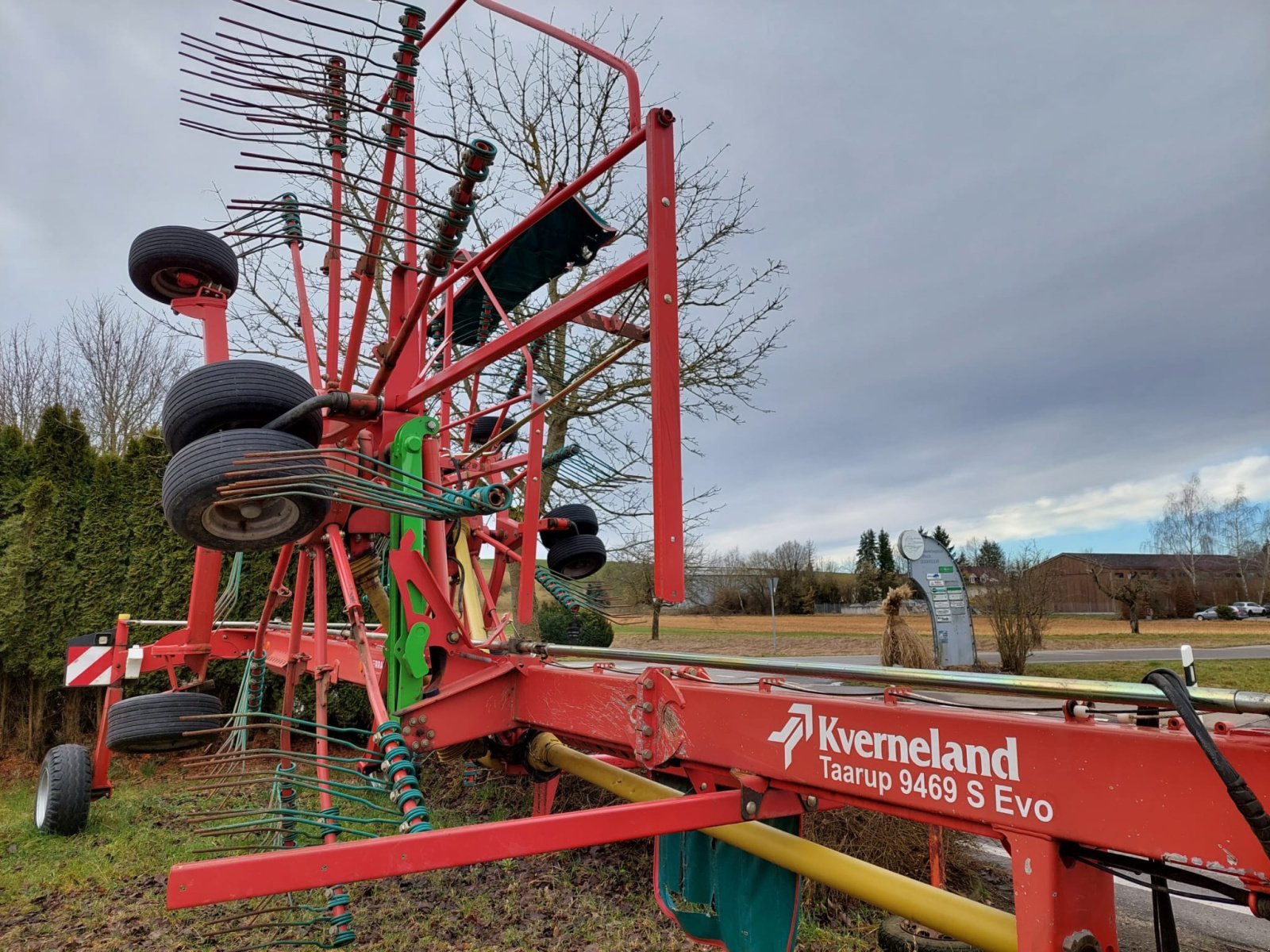 Schwader του τύπου Kverneland Taarup 9469 S Evo, Gebrauchtmaschine σε Hohenfels (Φωτογραφία 1)