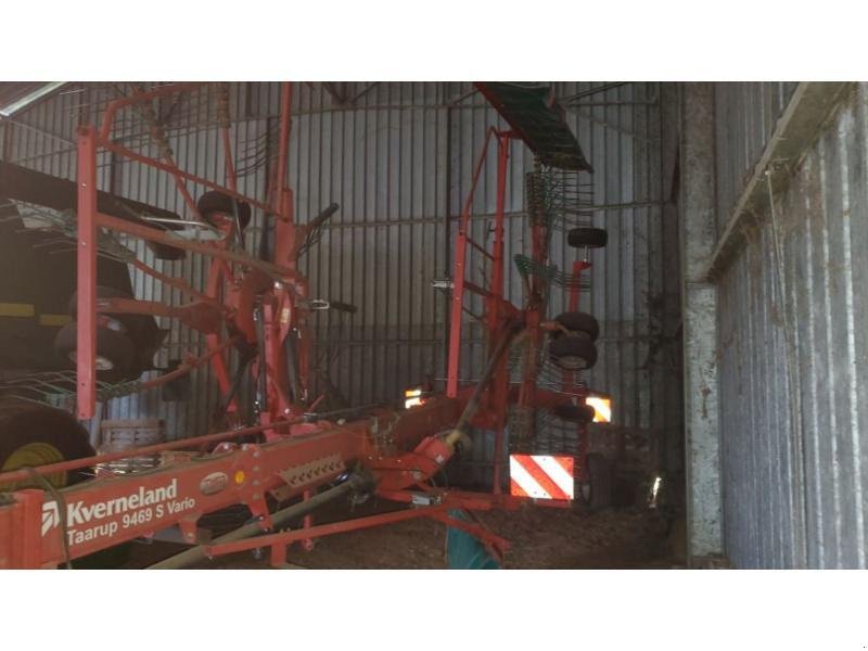 Schwader des Typs Kverneland TAARUP9469SVARIO, Gebrauchtmaschine in BRAY en Val (Bild 5)
