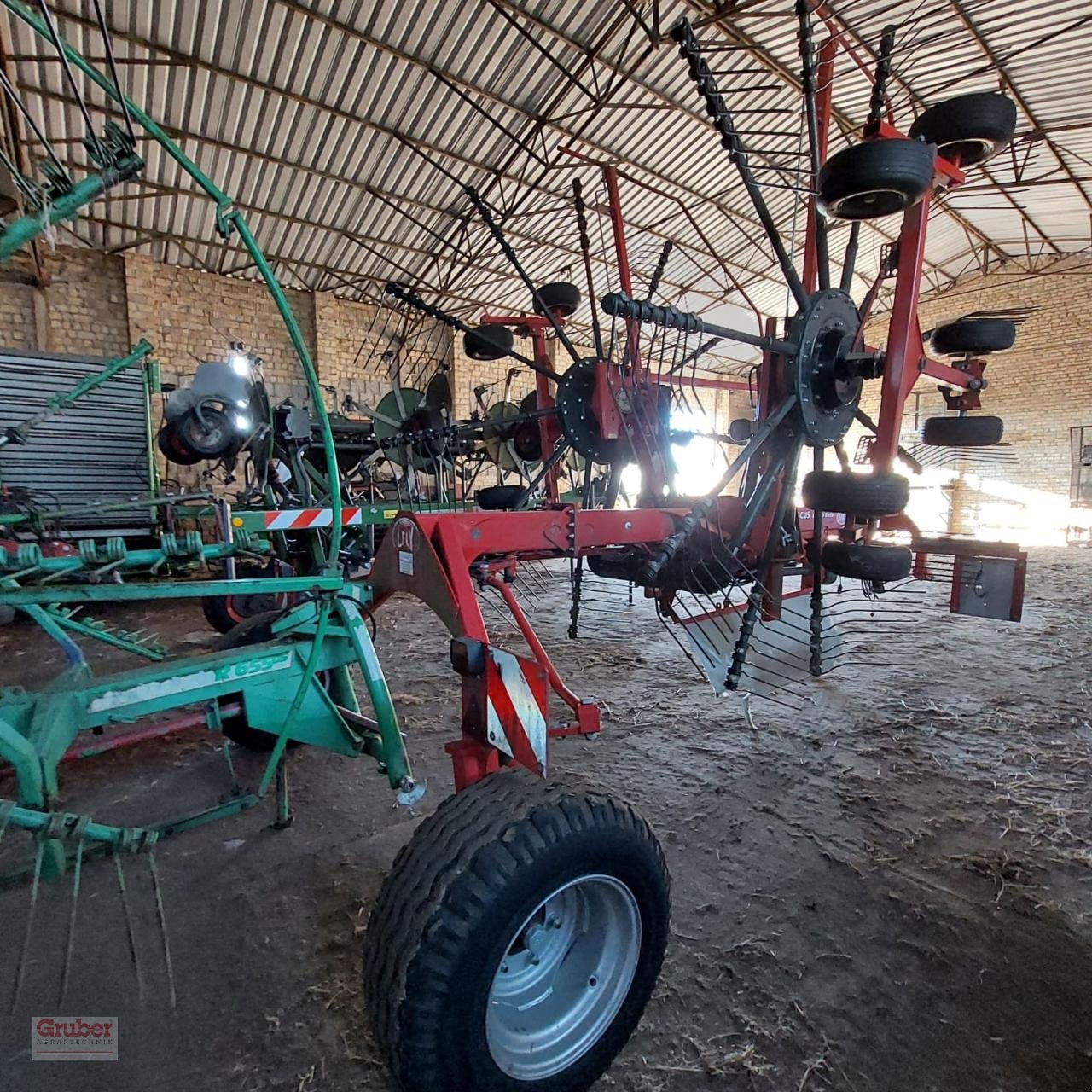 Schwader van het type Lely Hibiscus 815 CD Vario, Gebrauchtmaschine in Elsnig (Foto 4)