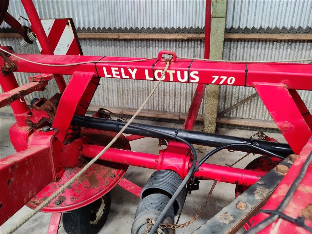 Schwader des Typs Lely Lotus 770, Gebrauchtmaschine in Lemvig (Bild 6)