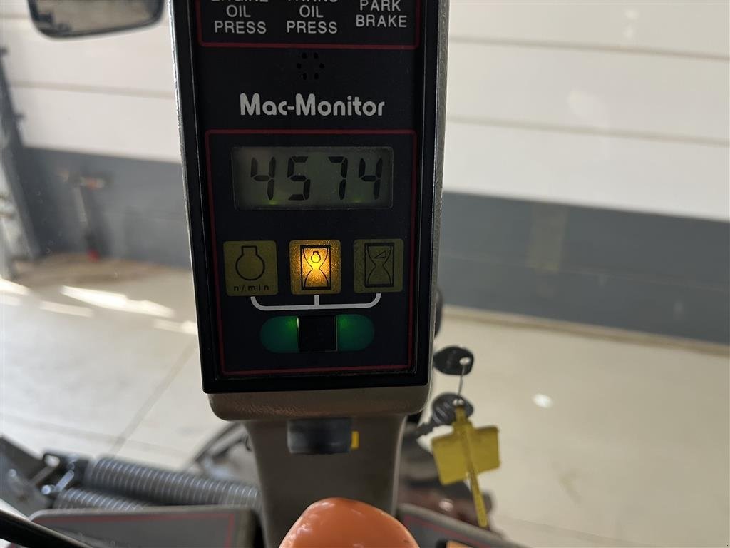 Schwader типа MacDon 9350 21 fod Dobbelt knivtræk, Gebrauchtmaschine в Haderup (Фотография 25)