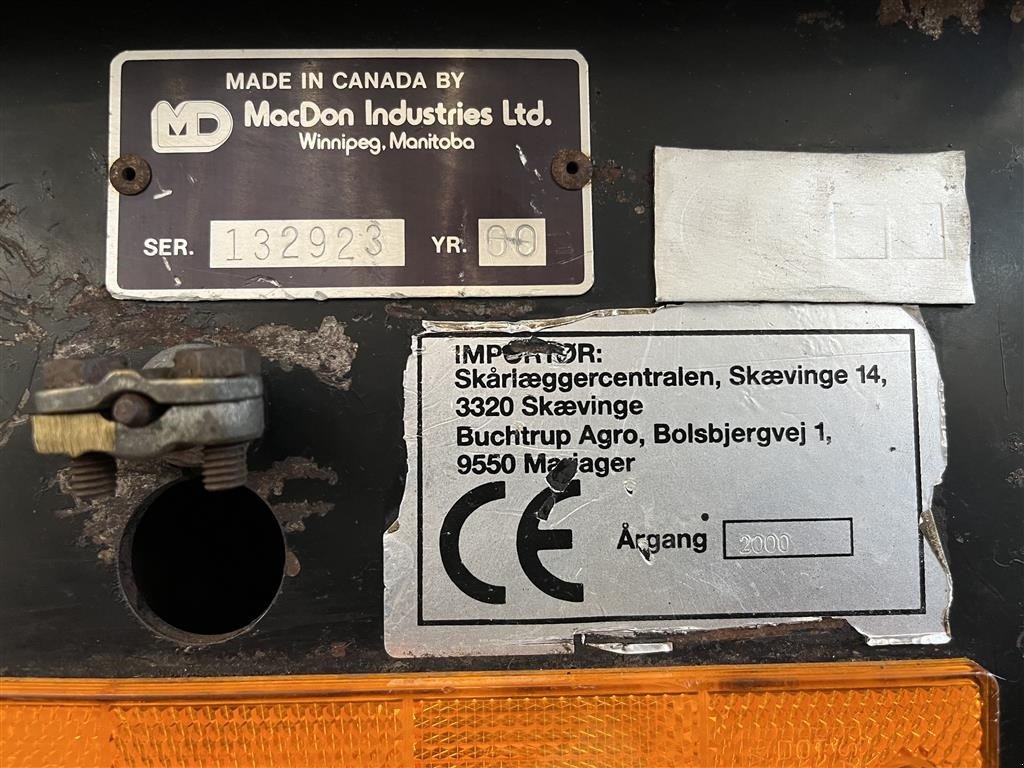 Schwader типа MacDon 9350 21 fod Dobbelt knivtræk, Gebrauchtmaschine в Haderup (Фотография 11)