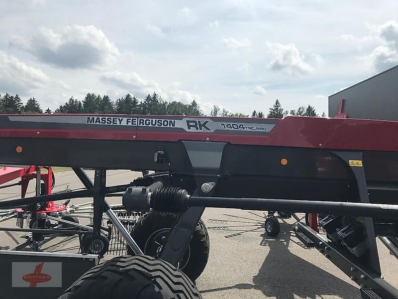 Schwader του τύπου Massey Ferguson MF RK 1404 TRC-PRO / FELLA JURAS 14055 PRO, Neumaschine σε Oederan (Φωτογραφία 8)