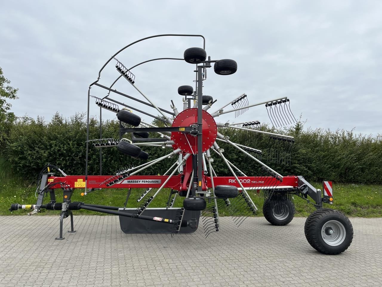 Schwader a típus Massey Ferguson RK 1002 TRC-PRO, Gebrauchtmaschine ekkor: Toftlund (Kép 1)