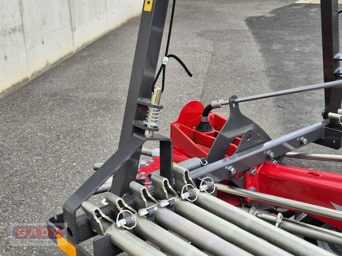 Schwader του τύπου Massey Ferguson RK 421 DN SCHWADER, Neumaschine σε Lebring (Φωτογραφία 7)