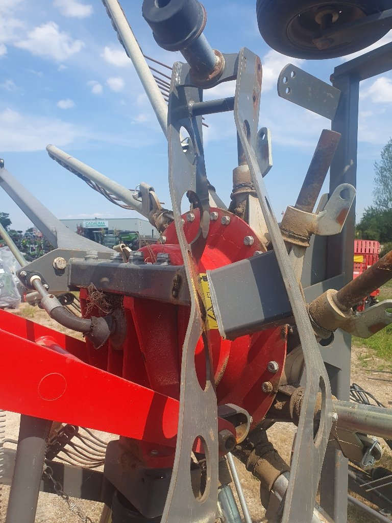 Schwader του τύπου Massey Ferguson RK 772, Gebrauchtmaschine σε Calmont (Φωτογραφία 9)