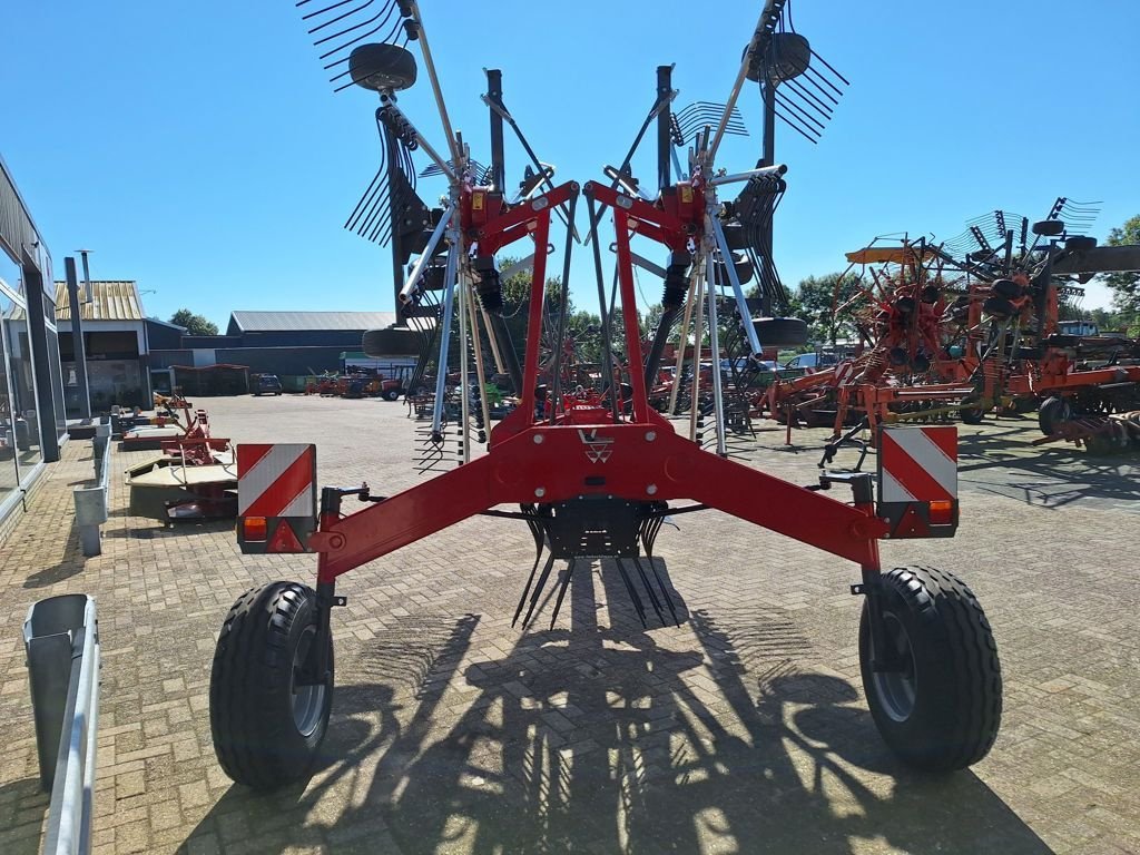 Schwader του τύπου Massey Ferguson RK 802 TRC, Neumaschine σε MARIENHEEM (Φωτογραφία 5)