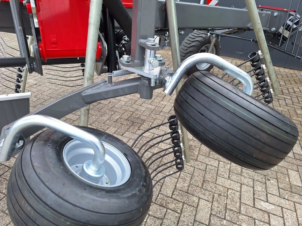 Schwader του τύπου Massey Ferguson RK 922 TRC-Gen2, Neumaschine σε MARIENHEEM (Φωτογραφία 7)
