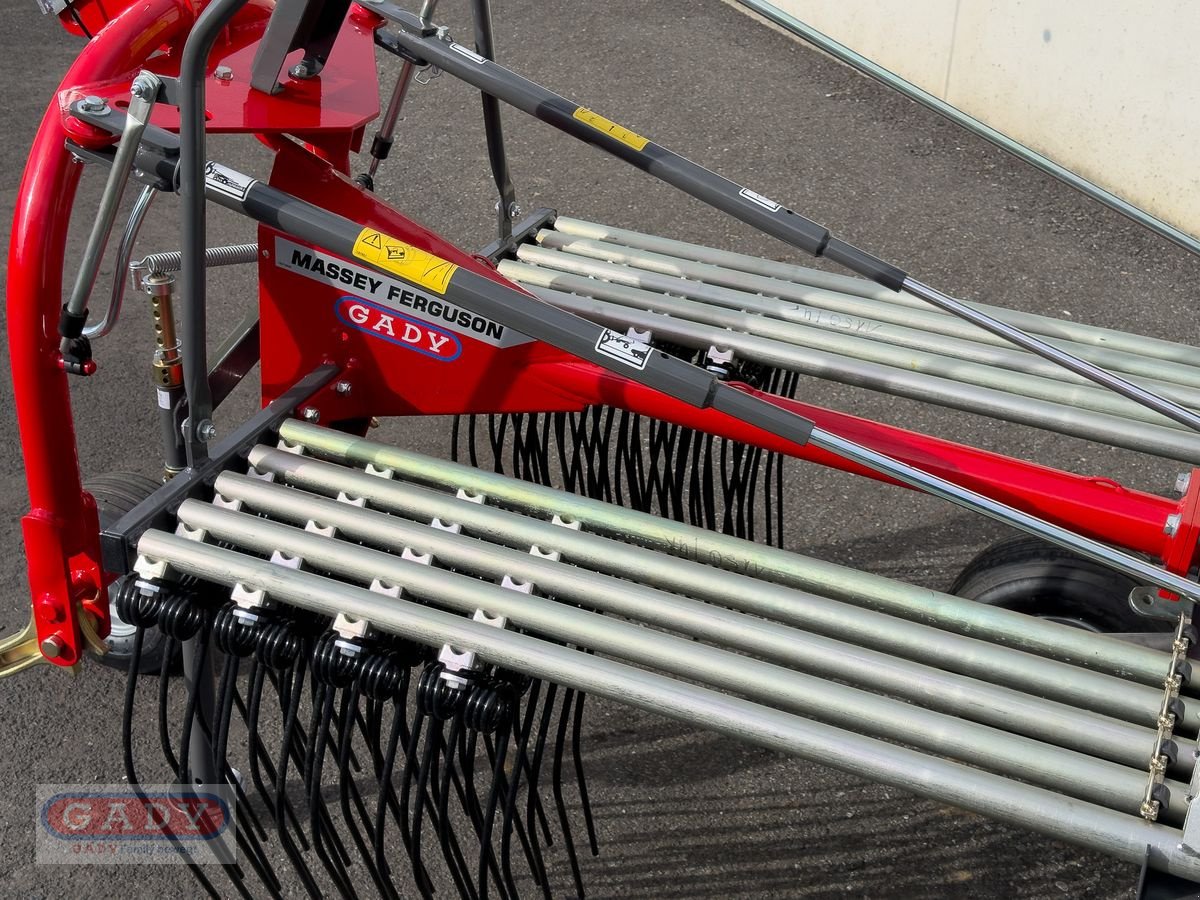 Schwader des Typs Massey Ferguson RK381DN SCHWADER, Neumaschine in Lebring (Bild 12)