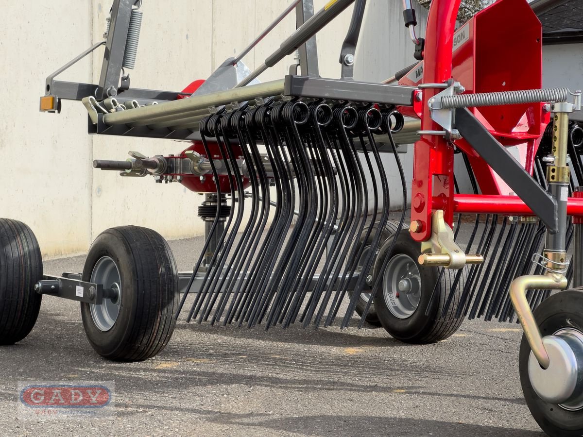 Schwader des Typs Massey Ferguson RK381DN SCHWADER, Neumaschine in Lebring (Bild 8)
