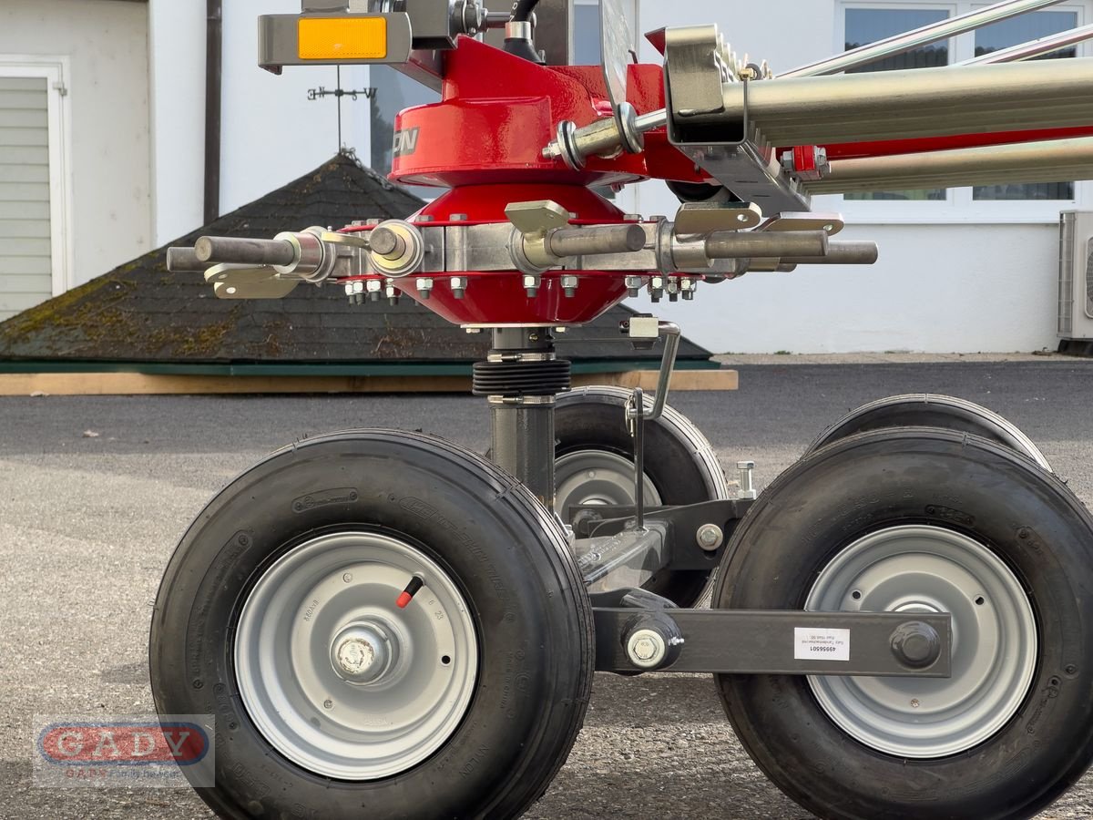 Schwader des Typs Massey Ferguson RK381DN SCHWADER, Neumaschine in Lebring (Bild 11)