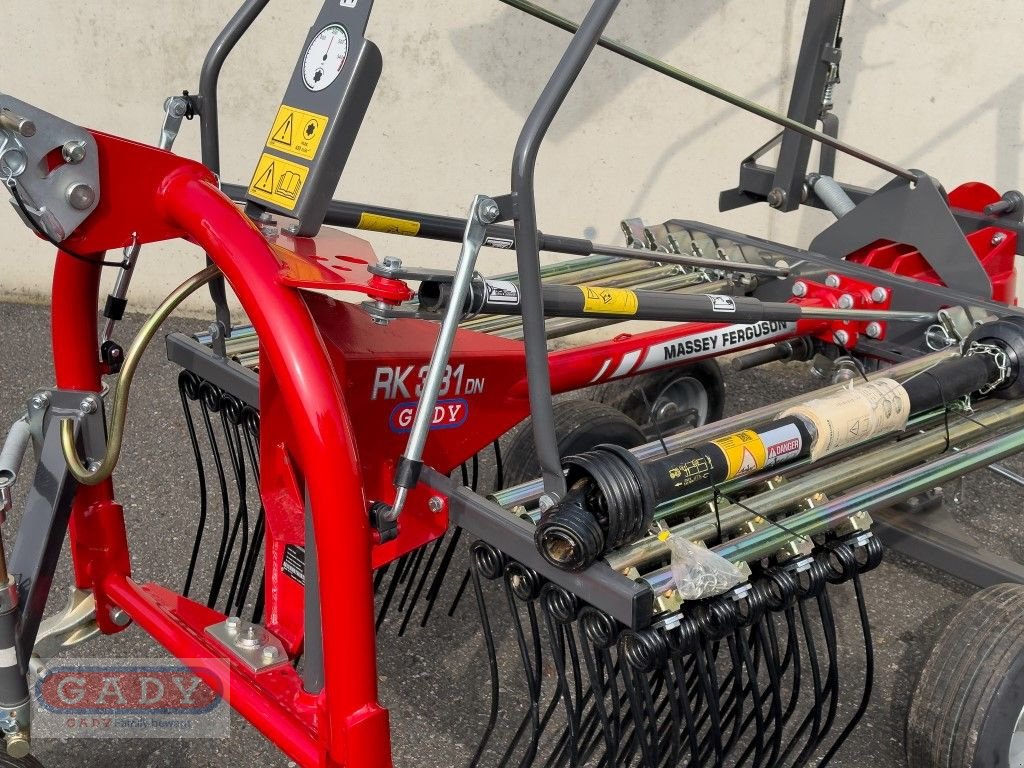 Schwader типа Massey Ferguson RK381DN SCHWADER, Neumaschine в Lebring (Фотография 11)