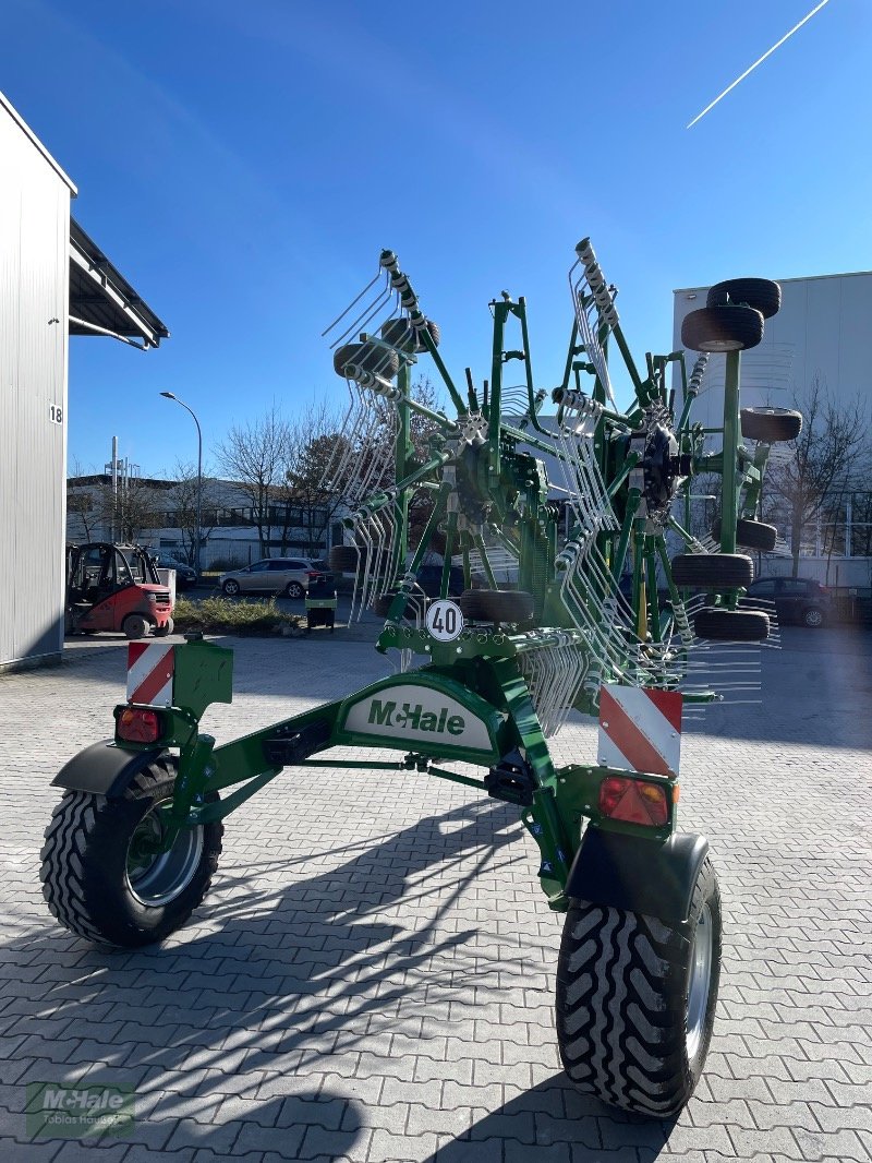 Schwader des Typs McHale R6878, Neumaschine in Borgholzhausen (Bild 9)