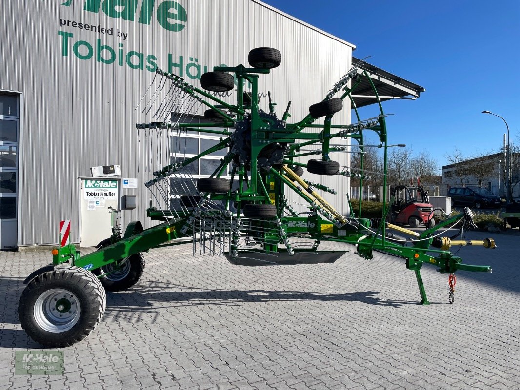 Schwader des Typs McHale R6878, Neumaschine in Borgholzhausen (Bild 11)