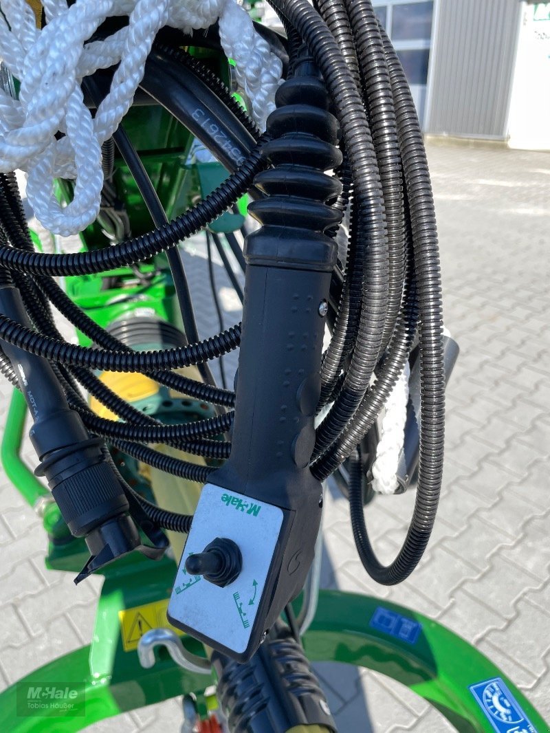 Schwader des Typs McHale R6878, Neumaschine in Borgholzhausen (Bild 16)