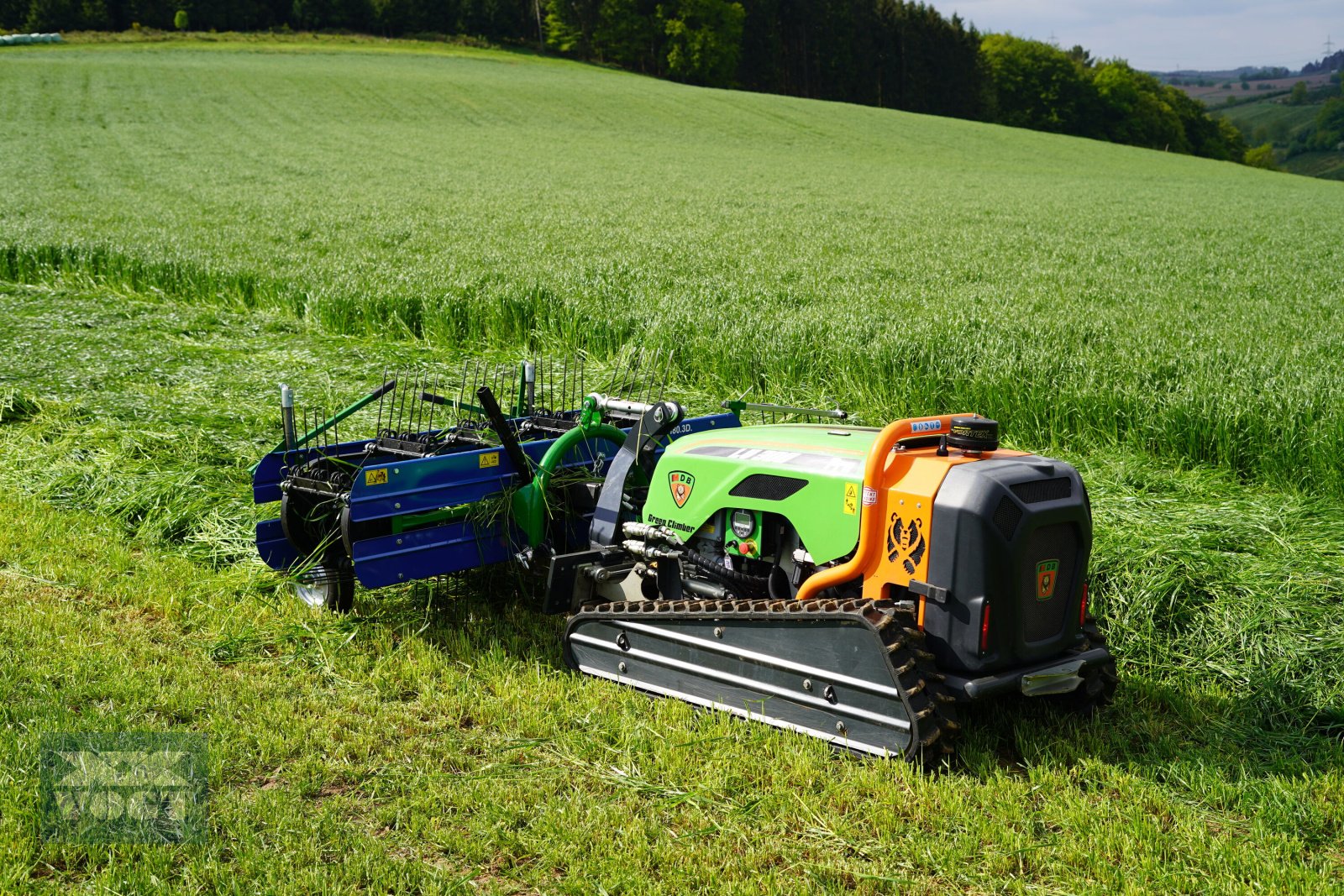 Schwader tipa MDB BR180 Bandrechen für Mähraupe /Mulchraupe /Funkraupe-Vorführgerät., Gebrauchtmaschine u Schmallenberg (Slika 13)