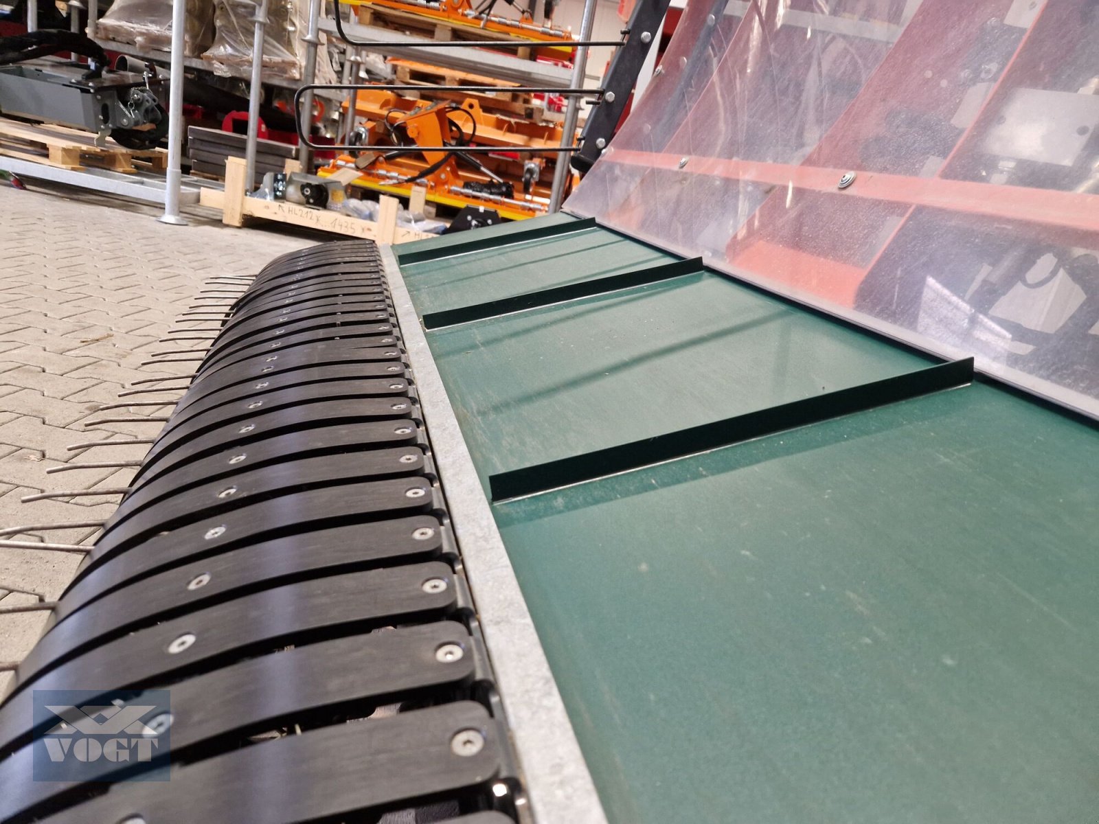 Schwader Türe ait MDB SM 175 Pick-Up-Schwader für Mähraupe /Funkraupe-Vorführgerät-, Gebrauchtmaschine içinde Schmallenberg (resim 12)