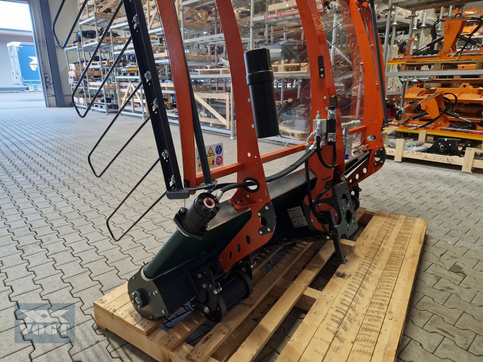 Schwader του τύπου MDB SM 215 Pick-Up-Schwader für Mähraupe /Mulchraupe /Funkraupe-, Neumaschine σε Schmallenberg (Φωτογραφία 11)