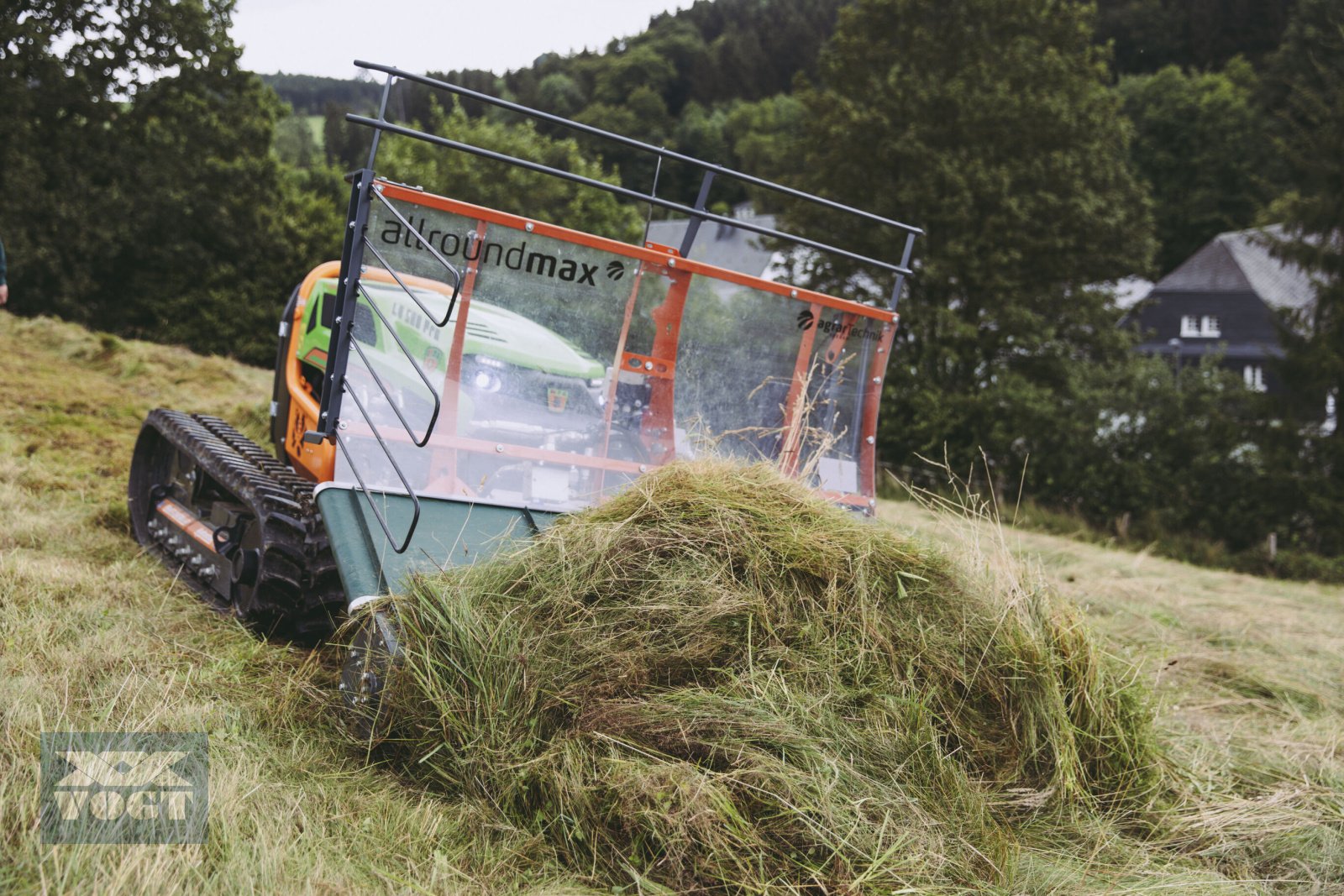 Schwader του τύπου MDB SM 215 Pick-Up-Schwader für Mähraupe /Mulchraupe /Funkraupe-, Neumaschine σε Schmallenberg (Φωτογραφία 16)