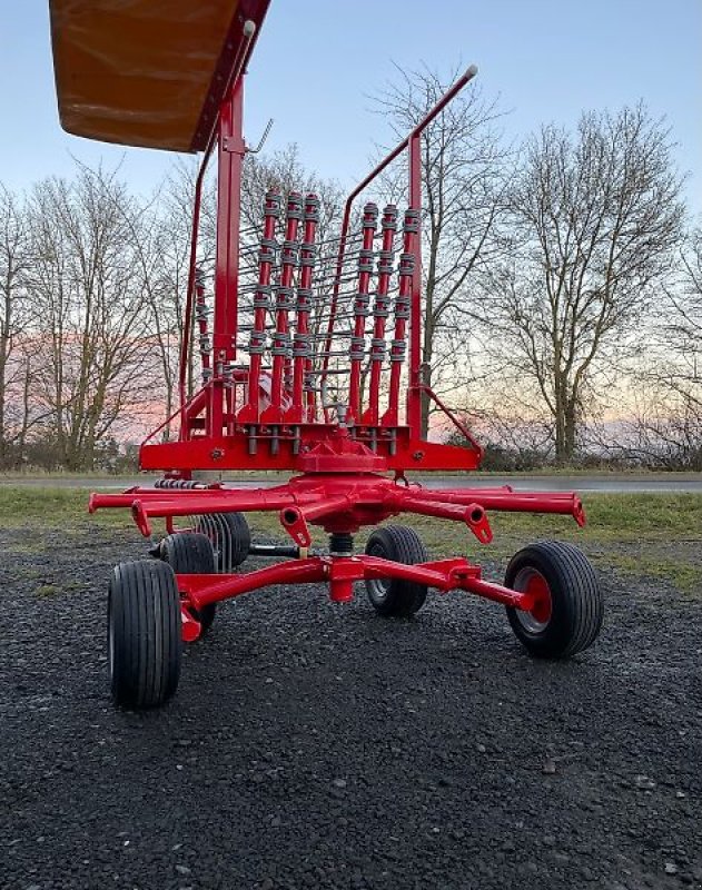 Schwader of the type Minos Agri Schwader T-OT 424-11 **NEU**, Neumaschine in Münstermaifeld (Picture 12)