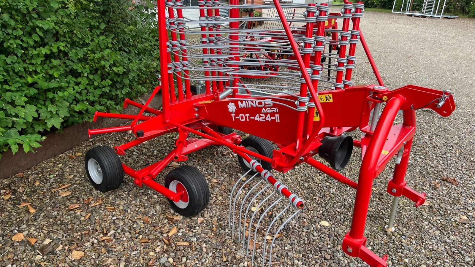 Schwader des Typs Minos Agri T-424, Gebrauchtmaschine in Skive (Bild 3)