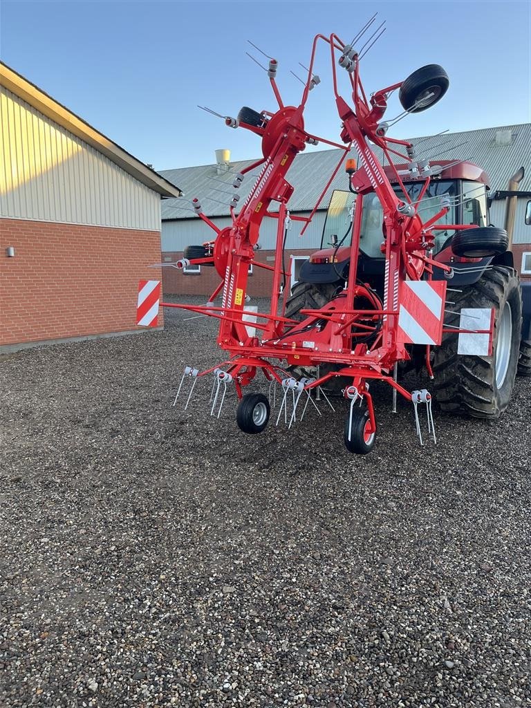 Schwader типа Minos Agri Tender 696, Gebrauchtmaschine в Bredebro (Фотография 3)