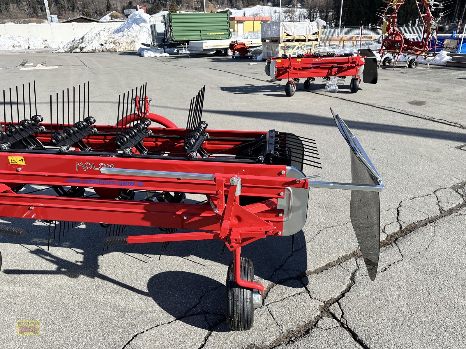 Schwader of the type Molon 210-4 Bandrechen zu Aebi/Carraro/Reform, Neumaschine in Kötschach (Picture 16)